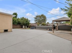 10111 Oak Park Avenue, Northridge (los Angeles) CA 91325