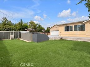 10111 Oak Park Avenue, Northridge (los Angeles) CA 91325