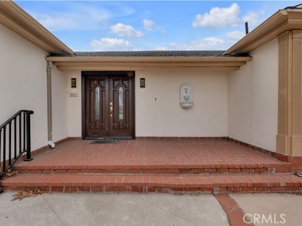 10111 Oak Park Avenue, Northridge (los Angeles) CA 91325