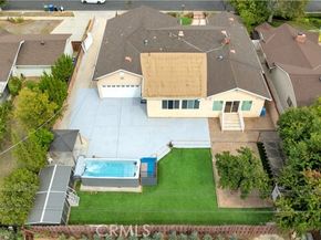 10111 Oak Park Avenue, Northridge (los Angeles) CA 91325