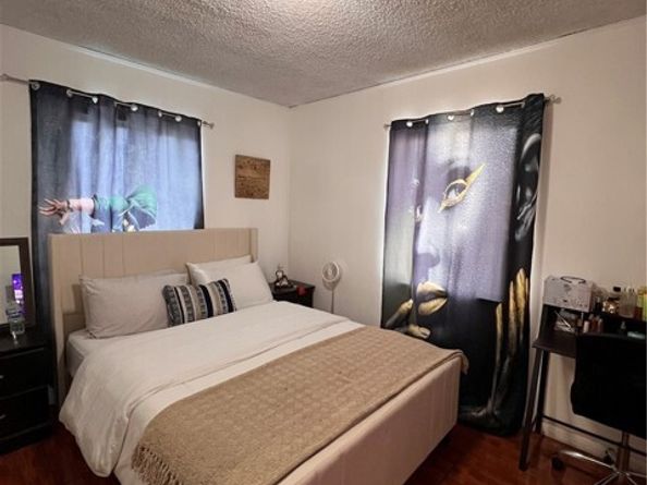 7327 N Loma Verde Avenue, Canoga Park (los Angeles) CA 91303