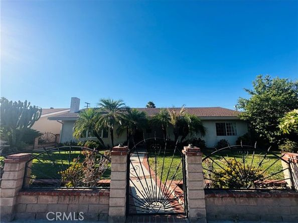 22427 Vanowen Street, West Hills (los Angeles) CA 91307