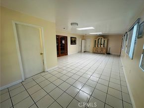 22427 Vanowen Street, West Hills (los Angeles) CA 91307
