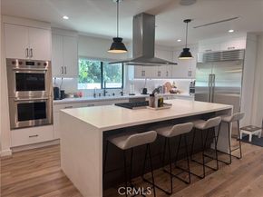 22743 Berdon Street, Woodland Hills (los Angeles) CA 91367