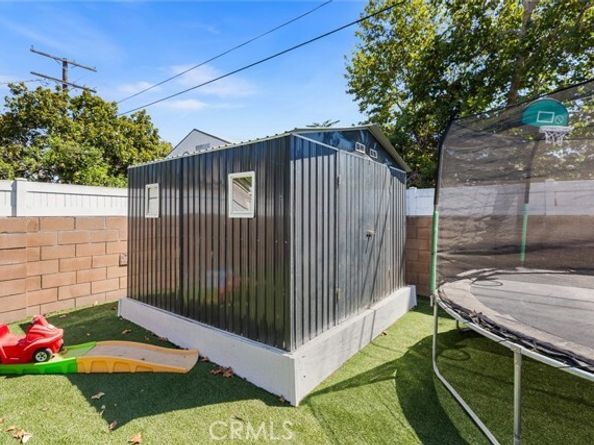 6608 Saint Clair Avenue, North Hollywood (los Angeles) CA 91606