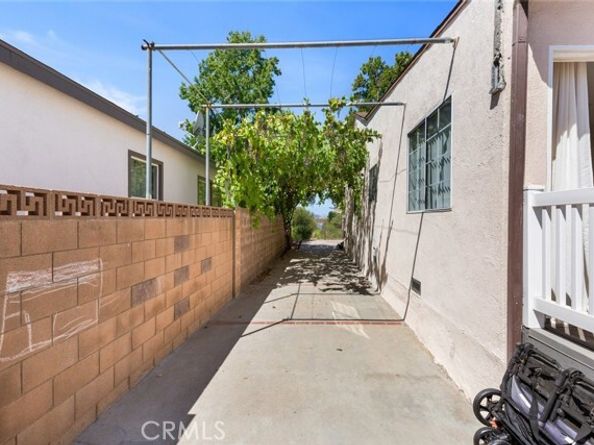6608 Saint Clair Avenue, North Hollywood (los Angeles) CA 91606