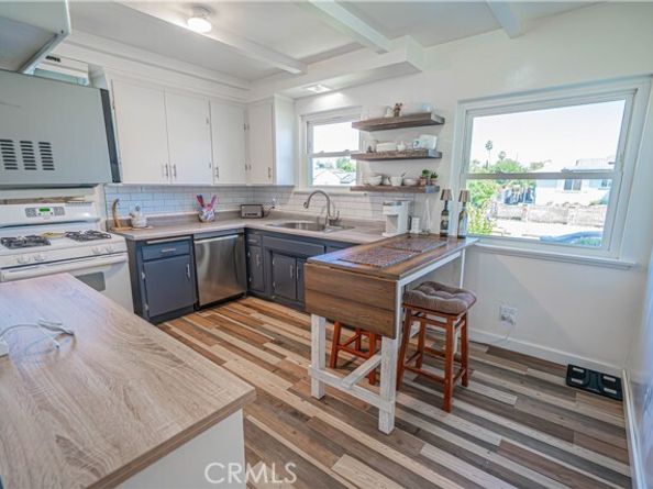 12634 Wixom Street, North Hollywood (los Angeles) CA 91605