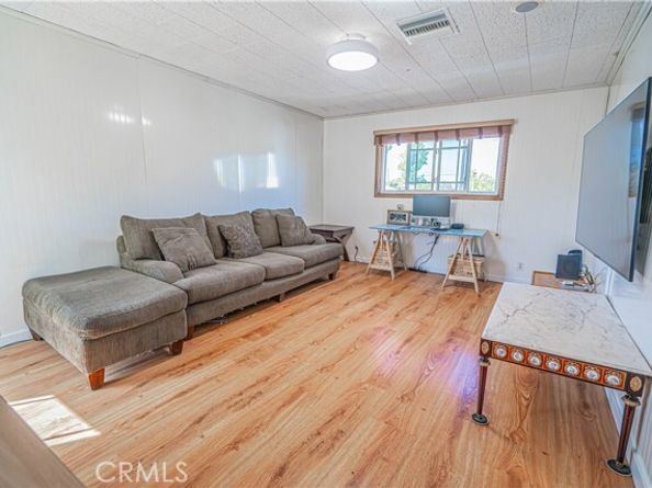 12634 Wixom Street, North Hollywood (los Angeles) CA 91605