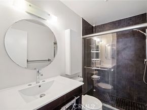 20110 Cohasset Street 22, Winnetka (los Angeles) CA 91306