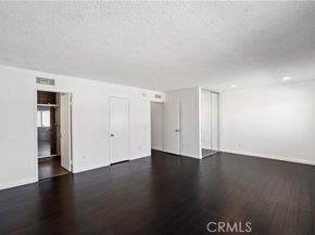 20110 Cohasset Street 22, Winnetka (los Angeles) CA 91306