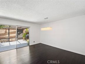 20110 Cohasset Street 22, Winnetka (los Angeles) CA 91306
