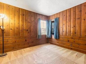 8942 Ilex Avenue, Sun Valley (los Angeles) CA 91352