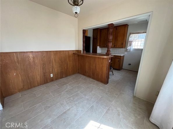 8942 Ilex Avenue, Sun Valley (los Angeles) CA 91352