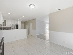 13091 Hubbard Street 5, Sylmar (los Angeles) CA 91342