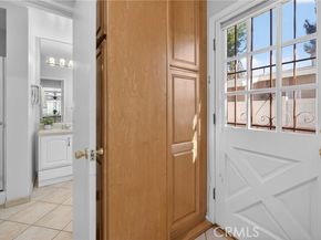 16012 Los Alimos, Granada Hills (los Angeles) CA 91344