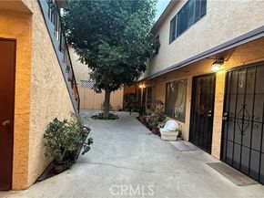 7904 Laurel Canyon 12, North Hollywood (los Angeles) CA 91605