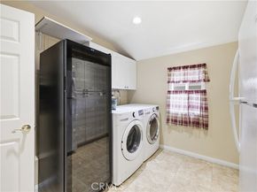 11614 Ostrom, Granada Hills (los Angeles) CA 91344