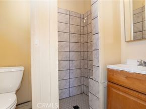 10817 Cantara Street, Sun Valley (los Angeles) CA 91352