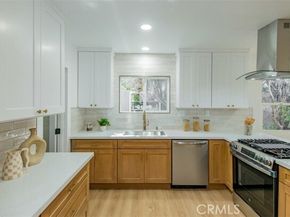 9407 Collett, North Hills (los Angeles) CA 91343