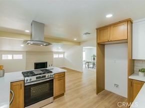 9407 Collett, North Hills (los Angeles) CA 91343