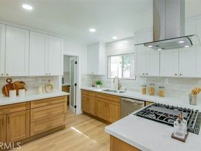 9407 Collett, North Hills (los Angeles) CA 91343