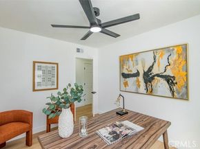 9407 Collett, North Hills (los Angeles) CA 91343