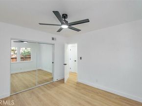 9407 Collett, North Hills (los Angeles) CA 91343