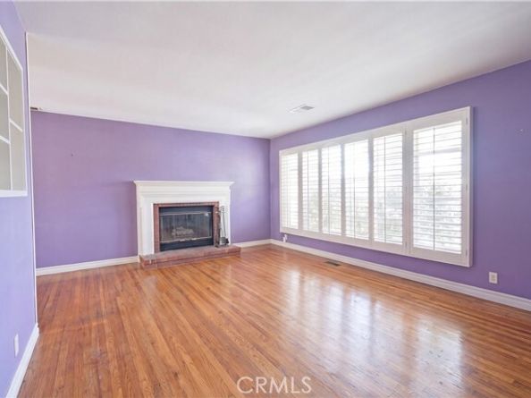 7032 Encino, Los Angeles CA 91406