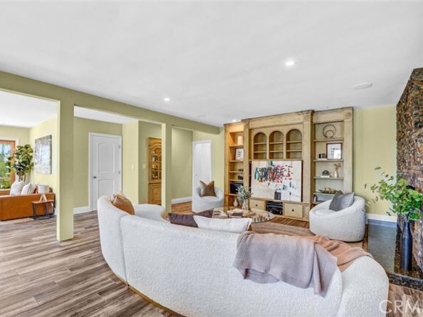 4723 Dunas Lane, Tarzana (los Angeles) CA 91356