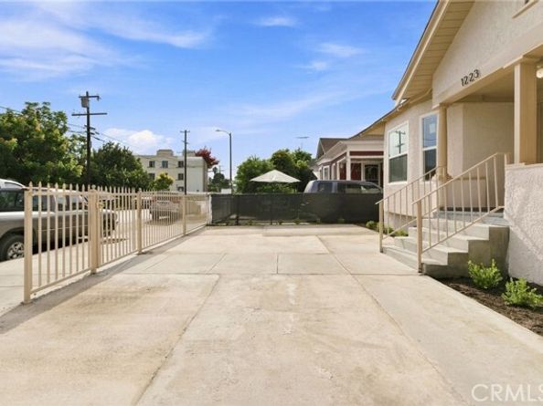 1223 E 35th, Los Angeles CA 90011
