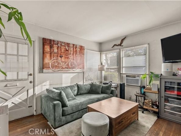 5619 Willowcrest Avenue, North Hollywood (los Angeles) CA 91601