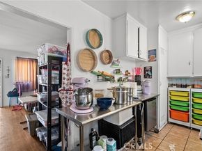 5619 Willowcrest Avenue, North Hollywood (los Angeles) CA 91601