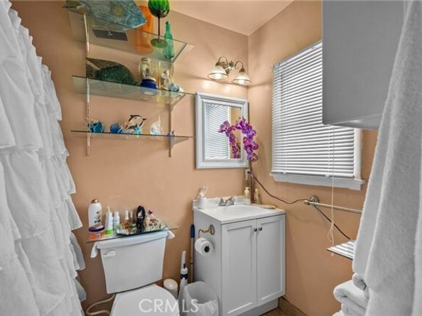 5619 Willowcrest Avenue, North Hollywood (los Angeles) CA 91601