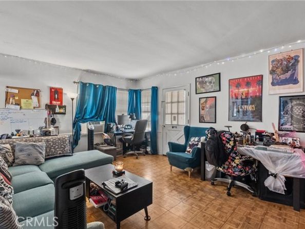 5619 Willowcrest Avenue, North Hollywood (los Angeles) CA 91601