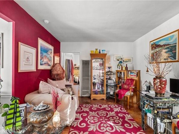 5619 Willowcrest Avenue, North Hollywood (los Angeles) CA 91601