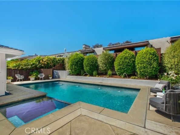 1120 Dolphin, Corona Del Mar (newport Beach) CA 92625
