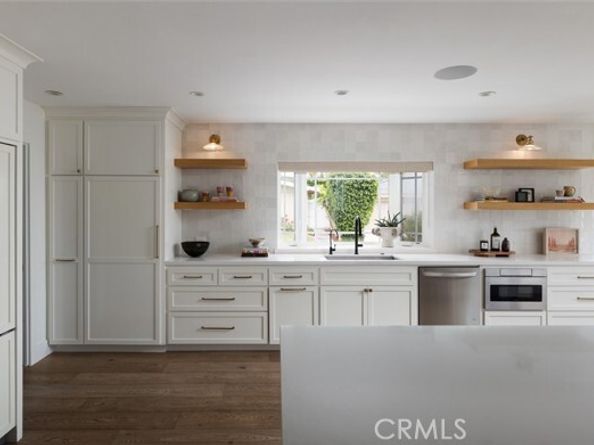 1120 Dolphin, Corona Del Mar (newport Beach) CA 92625