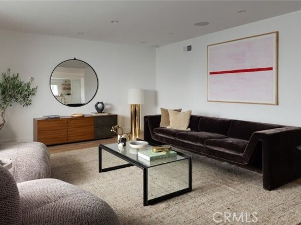 1120 Dolphin, Corona Del Mar (newport Beach) CA 92625