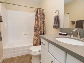 1024 Eider Way, Oceanside CA 92057