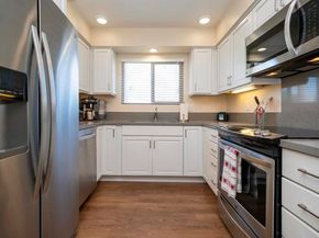 1024 Eider Way, Oceanside CA 92057