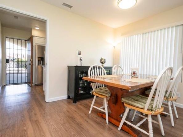 1024 Eider Way, Oceanside CA 92057