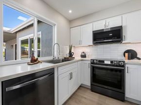 3839 Vista Campana 72, Oceanside CA 92057