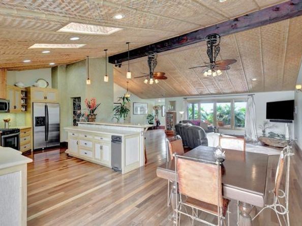 3354 Seacrest Drive, Carlsbad CA 92008