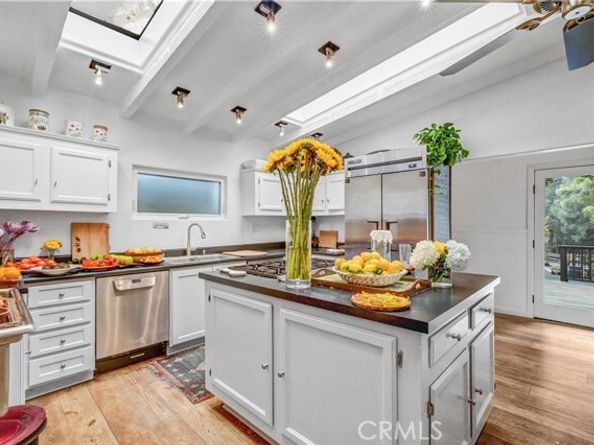 21095 Raquel Road, Laguna Beach CA 92651