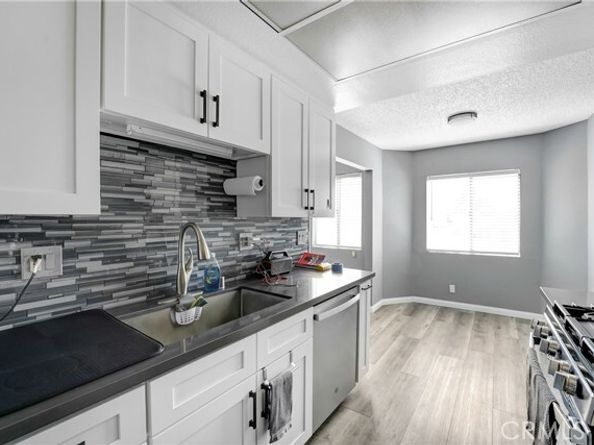 8020 Langdon Avenue 211, Van Nuys (los Angeles) CA 91406