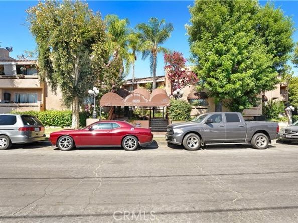 8020 Langdon Avenue 211, Van Nuys (los Angeles) CA 91406