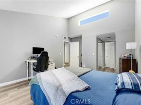 8020 Langdon Avenue 211, Van Nuys (los Angeles) CA 91406