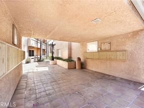 8020 Langdon Avenue 211, Van Nuys (los Angeles) CA 91406