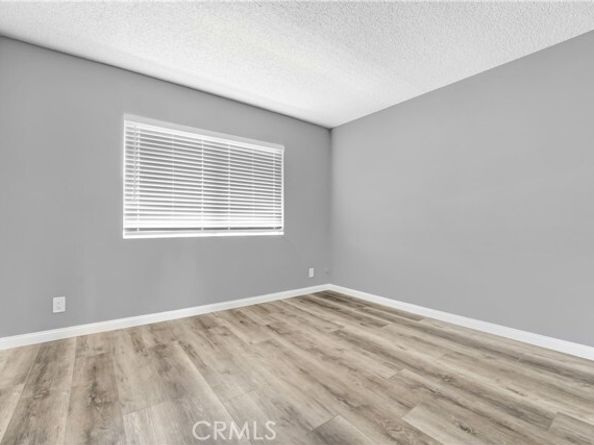 8020 Langdon Avenue 211, Van Nuys (los Angeles) CA 91406