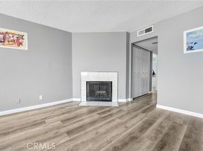 8020 Langdon Avenue 211, Van Nuys (los Angeles) CA 91406